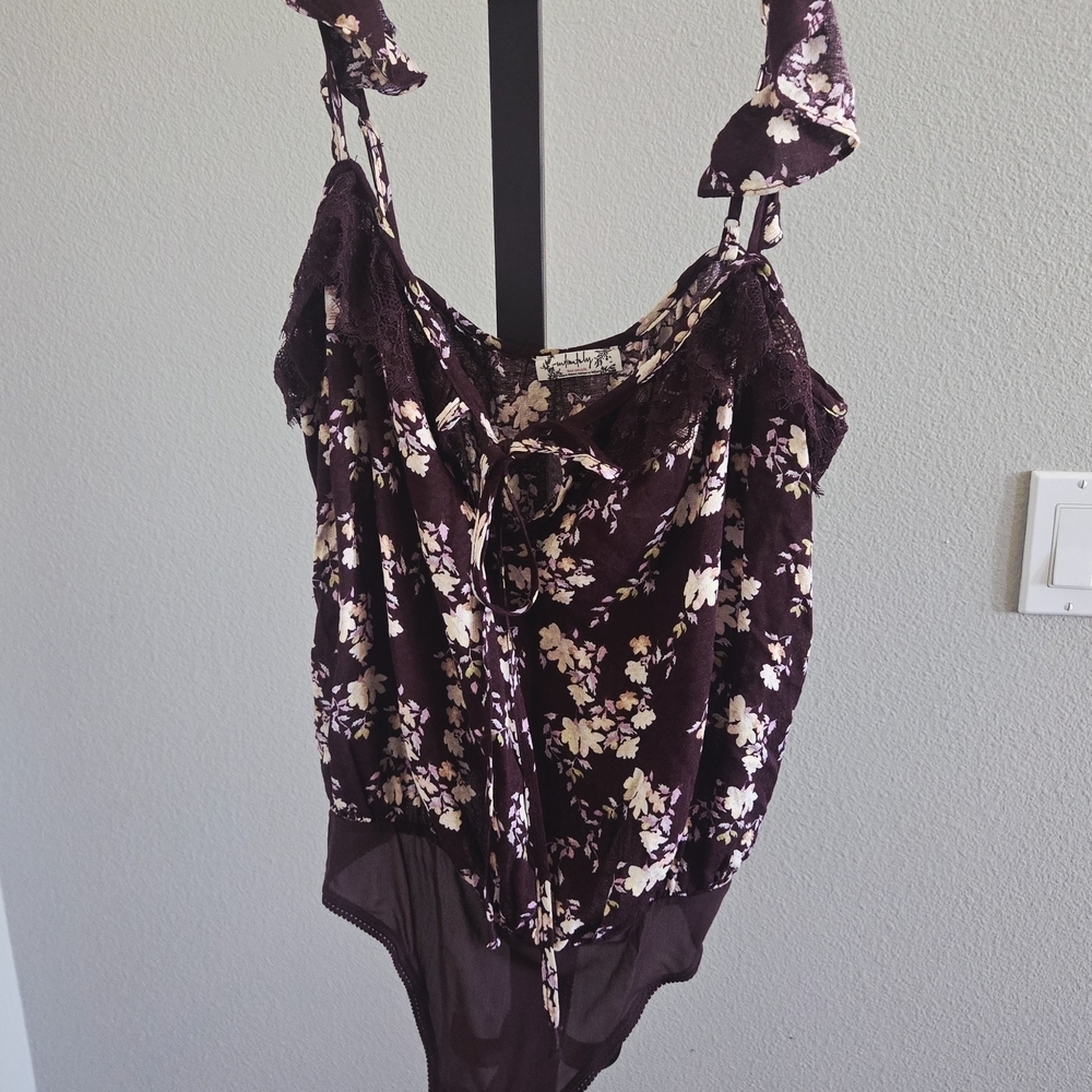 Free People Floral Bodysuit in Brown and Cream - Picture 5 of 6